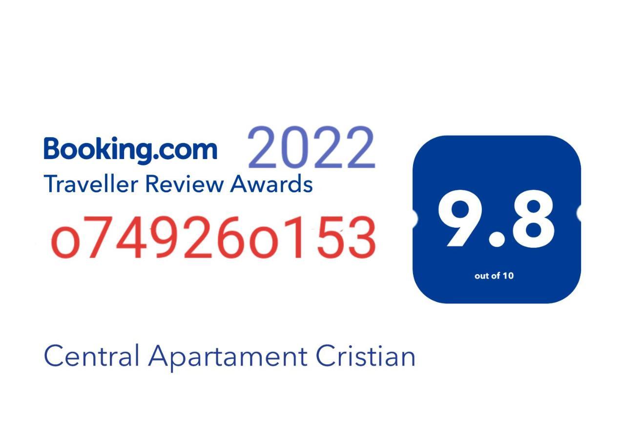 Central Apartament Cristian Арад Екстериор снимка