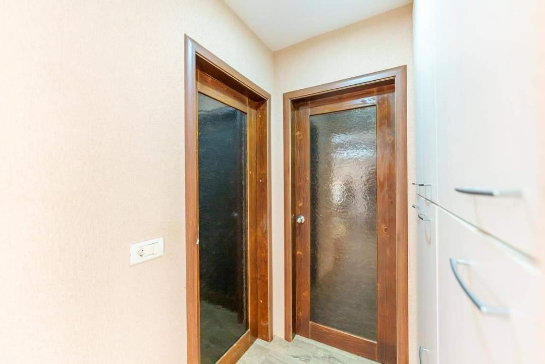 Central Apartament Cristian Арад Екстериор снимка